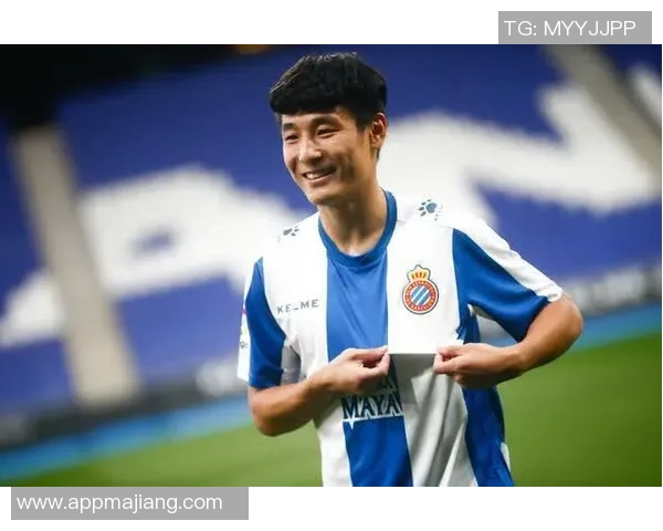 佛得角主帅谈球队发展历程与扩军带来的新动力